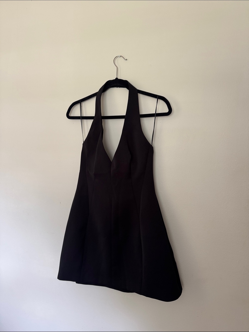 Heiress Beverly Hills Black Halter Mini Dress - Elegant Women's Party Dress